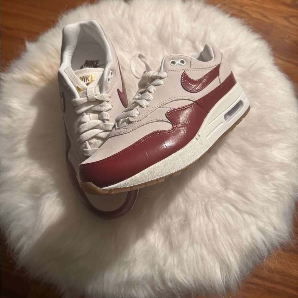 Nike Air Max 90 White Sneakers
